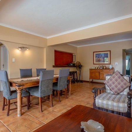 Glenashley Beach Accommodation - B&B And Backpackers 다반 외부 사진