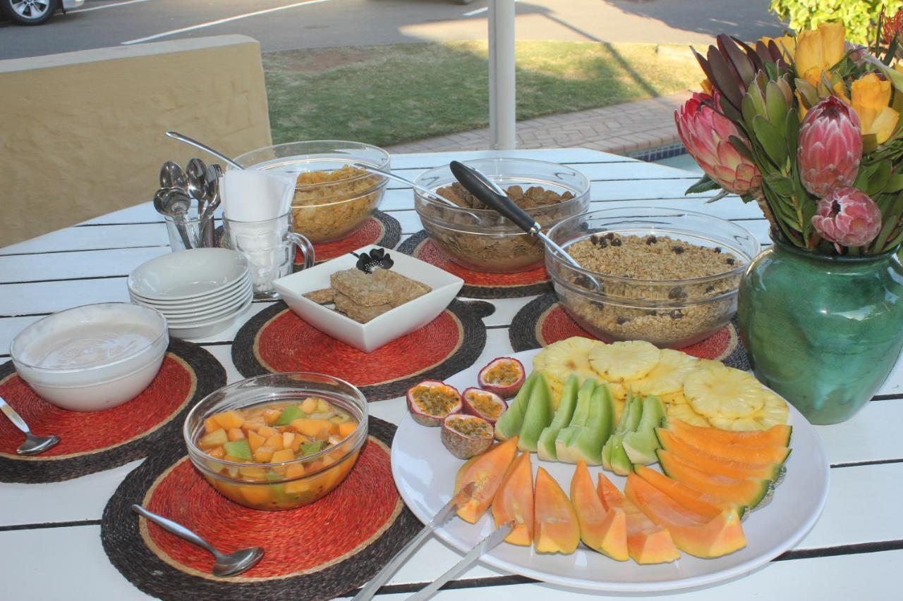 Glenashley Beach Accommodation - B&B And Backpackers 다반 외부 사진