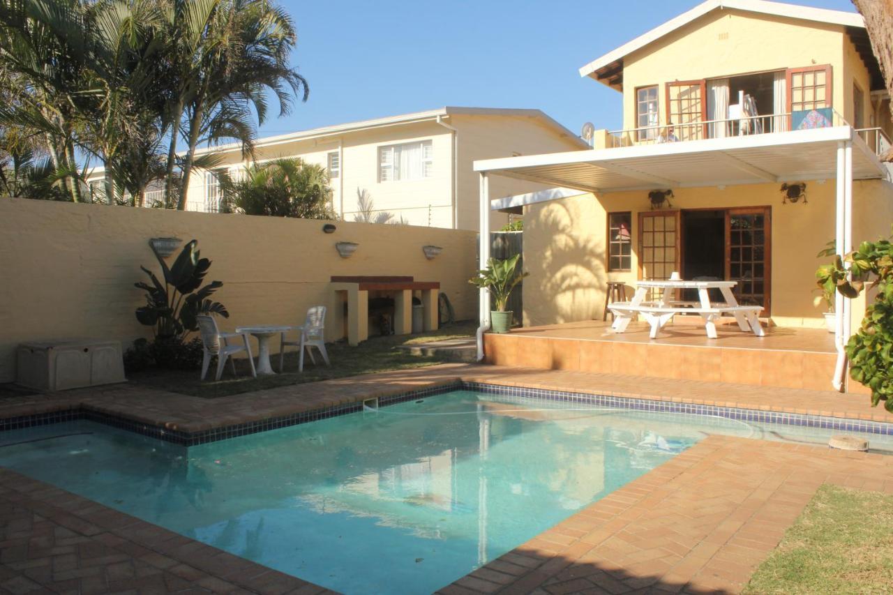 Glenashley Beach Accommodation - B&B And Backpackers 다반 외부 사진