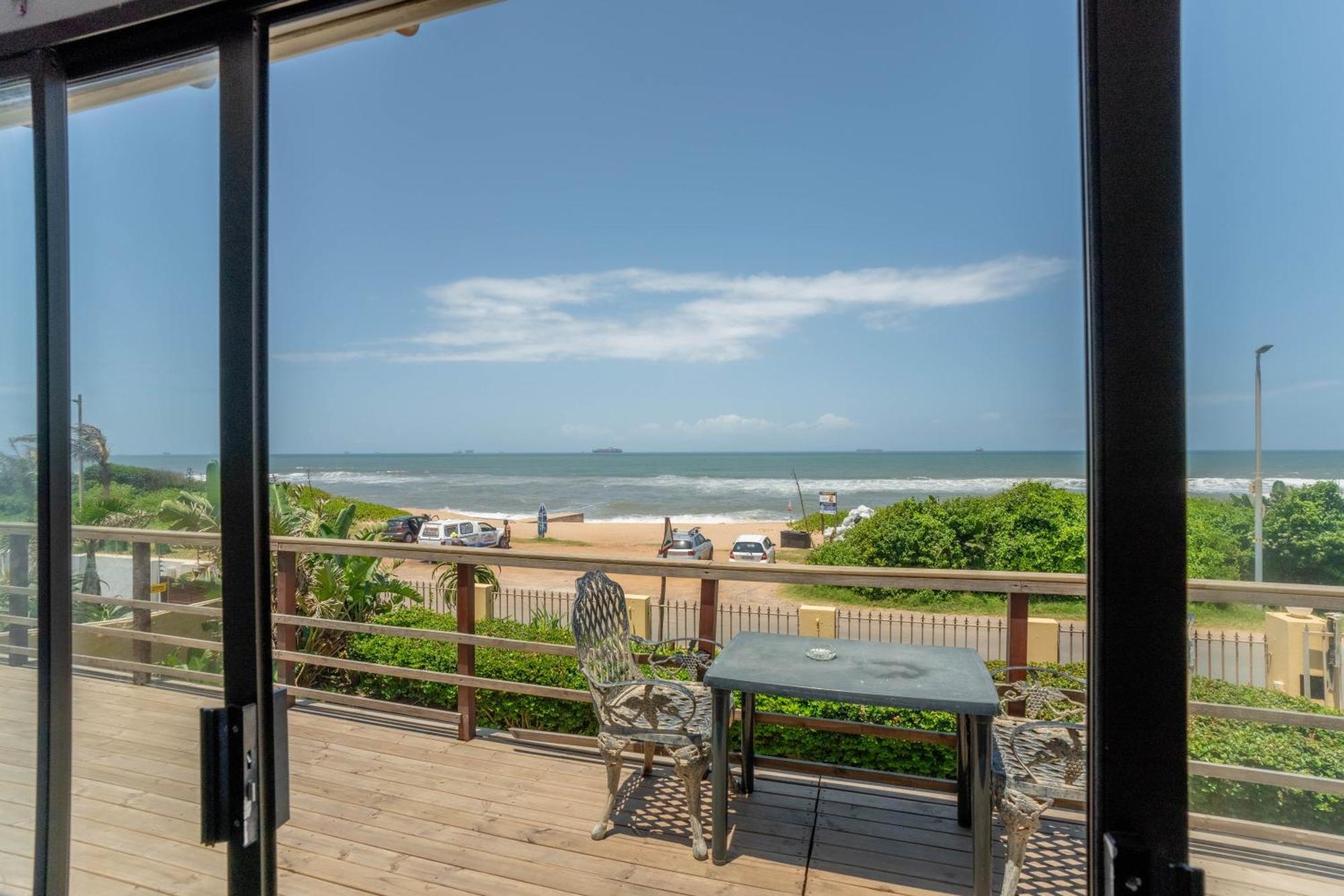 Glenashley Beach Accommodation - B&B And Backpackers 다반 외부 사진